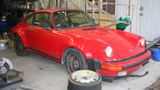 Illustration for article titled Ratty Porsche Dually Gallery